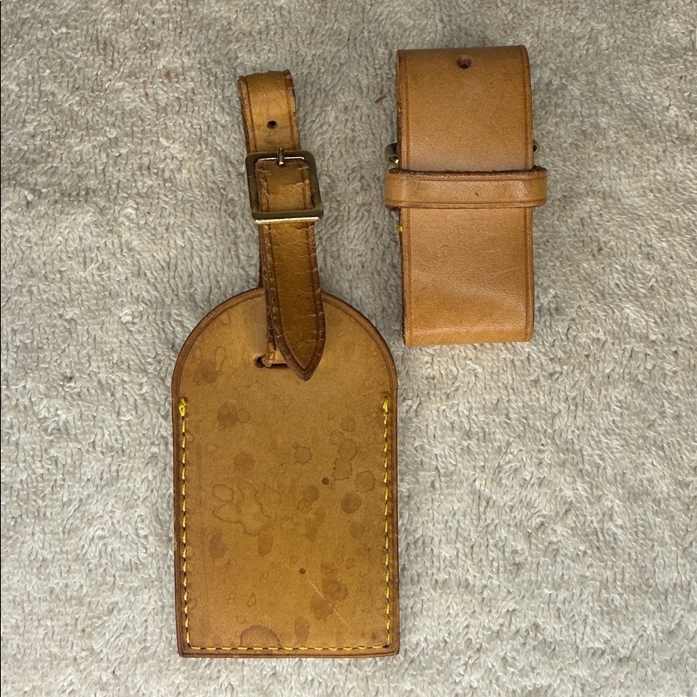 Vintage Louis Vuitton Luggage Tag and Poignier in Vachetta Leather (15C) - Picture 2 of 5